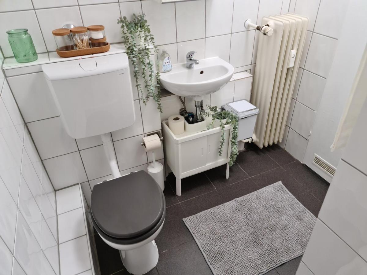 Schoene Ferienwohnung Im Zentrum Mit Self Check-In Und Free Wifi Эссен Экстерьер фото