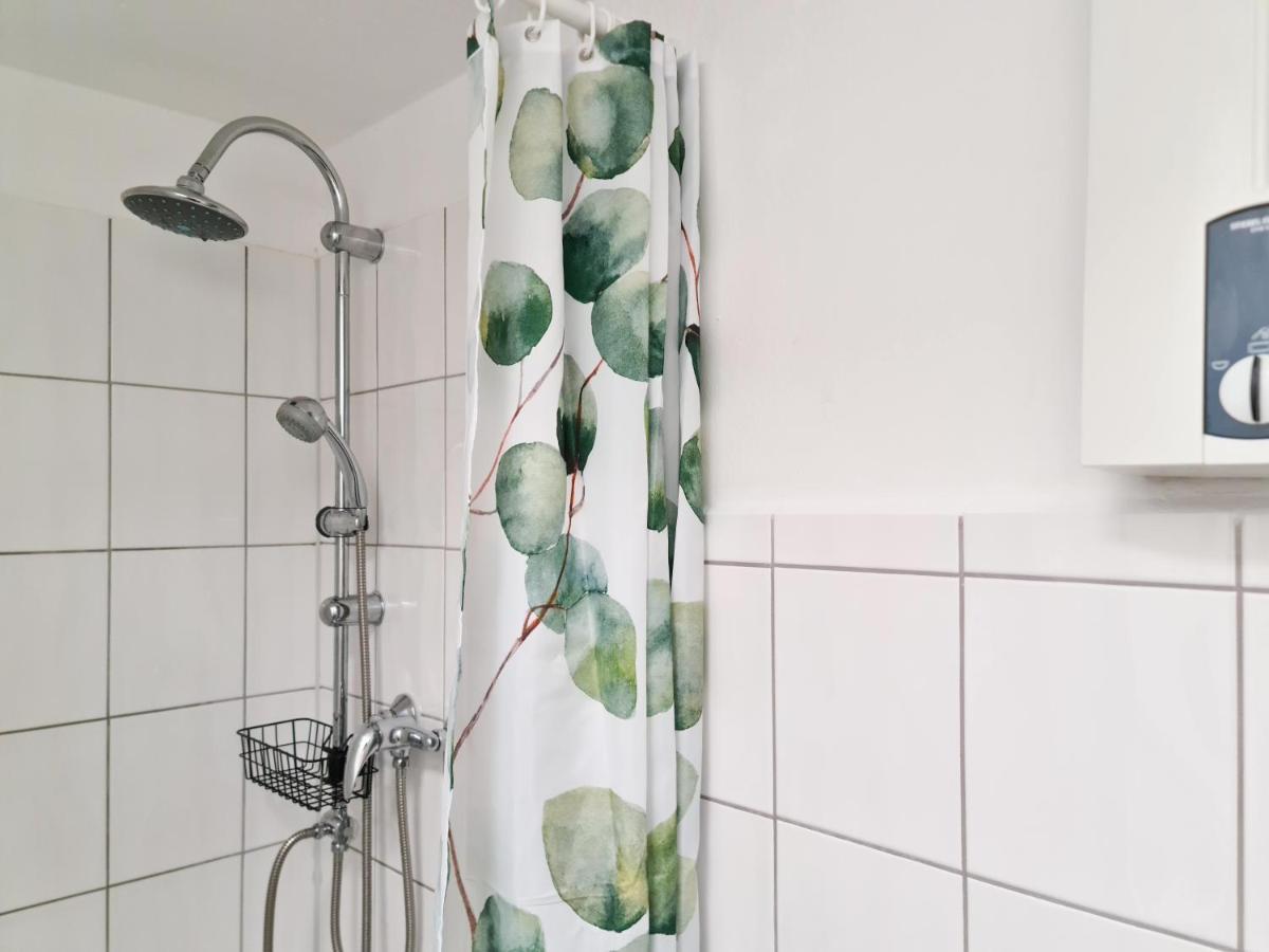 Schoene Ferienwohnung Im Zentrum Mit Self Check-In Und Free Wifi Эссен Экстерьер фото